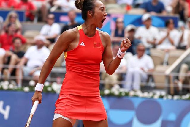 连续退赛80天，郑钦文再破天花板，让李娜和整个网坛“沉默”了