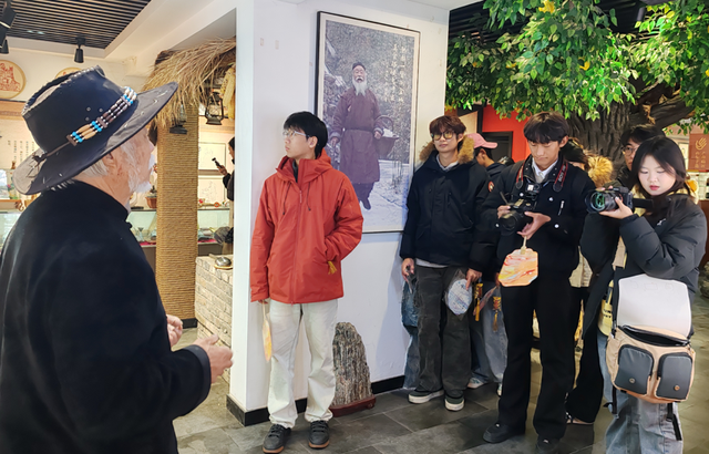 “发现临沂”City walk正当时——临沂大学“城市文旅探索家”大学生旅游线路体验活动举行