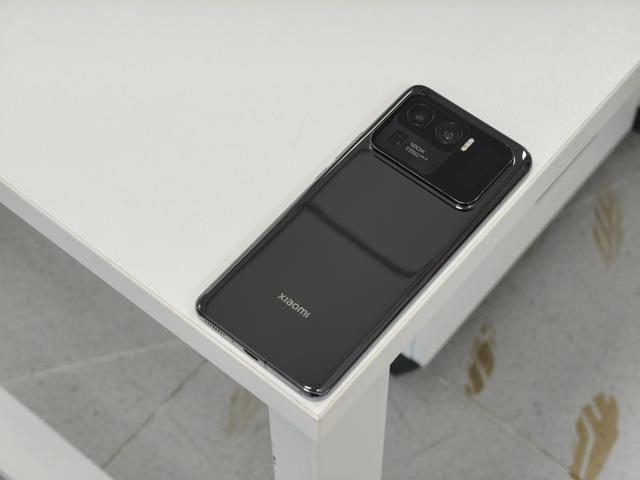 下代旗舰机「外观设计」爆料，最坐不住的可能是米粉？