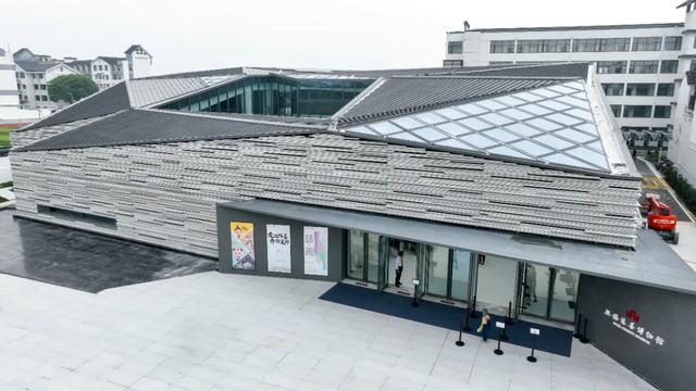 鹅湖观察:小镇身段背后的“大道突围”