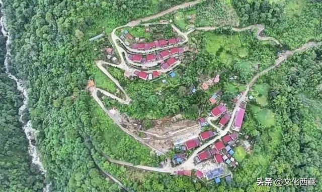 这个中国最后一个通公路的县城！凭什么成为无数人的此生必去？