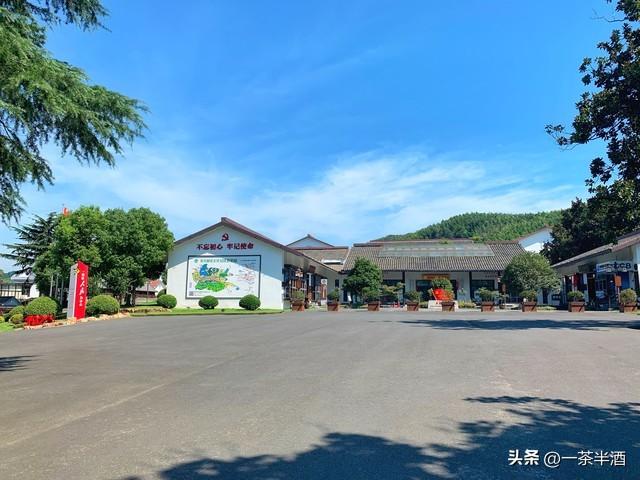 南京市全部区域内免费自驾车停车露营地，主要好玩景点及特色美食