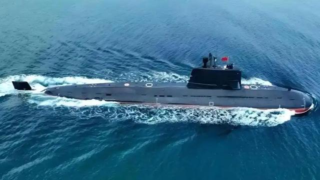 触目惊心！美国造船业深陷三重危机，主力舰项目接连夭折