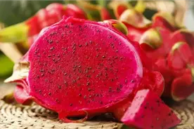 老人不能吃火龙果？医生提醒：上了年纪，夏天尽量少吃3种水果图片