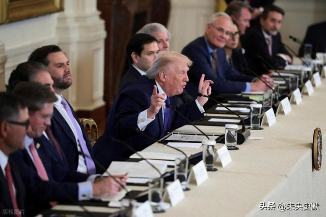 明抢5000万桶石油后	，特朗普转头才发现：中国连一桶都不肯买了