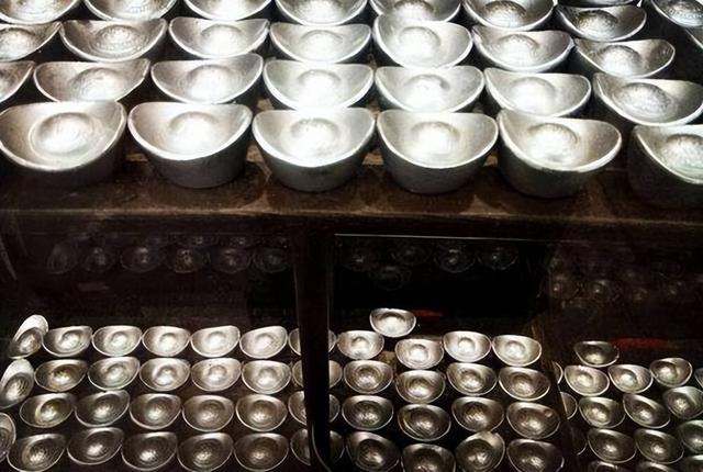 白银突破58美元，交易所紧急‘拔网线’	，现在上车还是接盘？