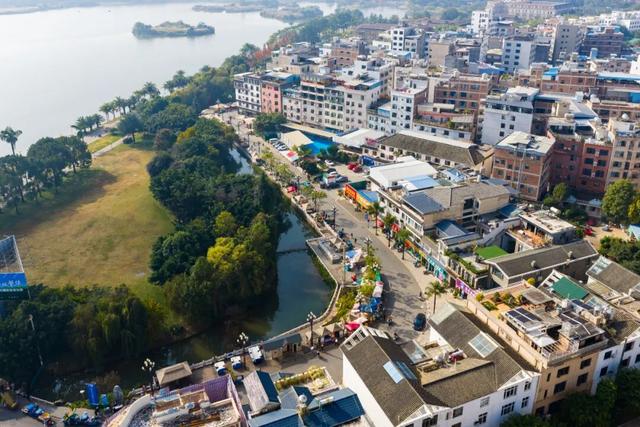 云南最让人羡慕的“温泉村” 家家户户都能泡温泉 村民一年赚到手软