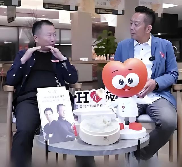 六千万请的军师坑惨西贝！建议贾国龙查查华与华，是不是卧底？