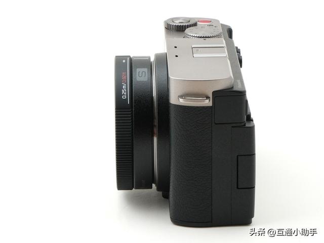 小巧轻便28mm镜头推荐——松下 LUMIX S 26mm F8