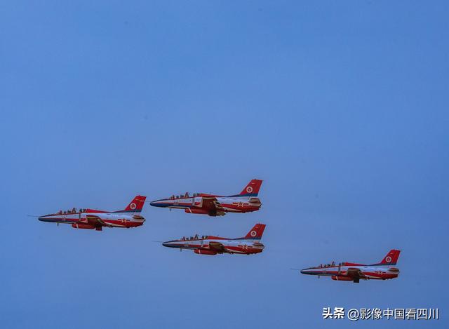 吉林长春：长春航空展上的大国重器