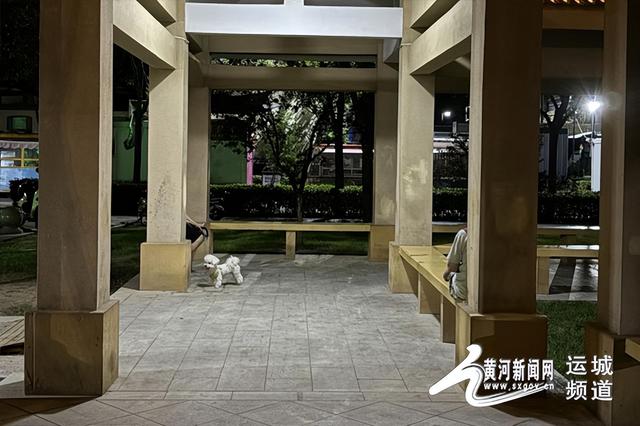 【不文明旅游曝光台】游园需自觉 莫让不文明行为煞风景