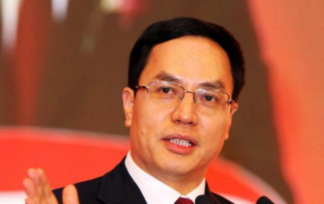 国家出手，被擒下的3位中国富商，他们做的事情实在是太过分了！