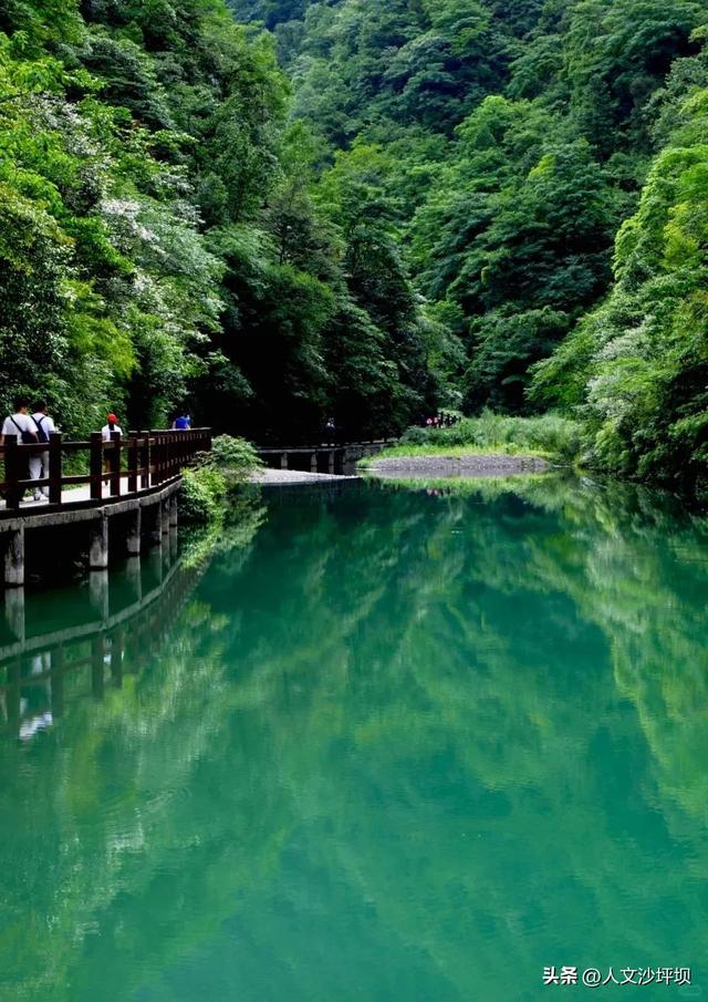 这5个宝藏避暑地，白天耍水、晚上盖被子，本地人都私藏！