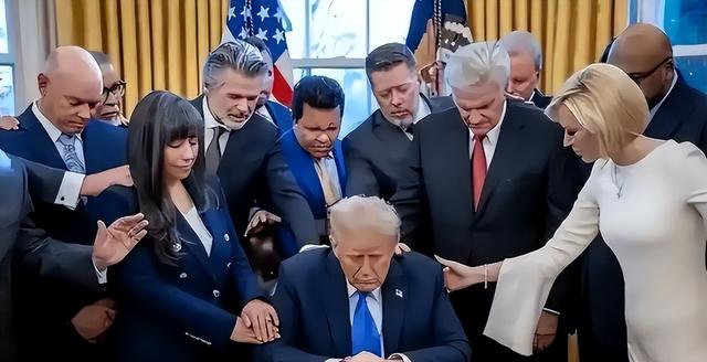 联合国管不了，特朗普在空军一号紧急表态：中国有对付我们的手段