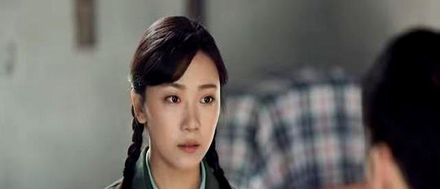 《依依向北风》直到白玉飞下跪忏悔，盛雪竹才知，父亲对她有隐瞒