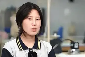 多所高校向姜萍抛橄榄枝，为何是“欢迎报考”而非“破格录取”图片
