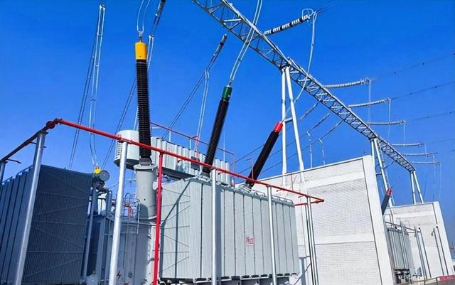 原来马斯克没说错，全球抢的不是芯片，而是中国20万一台的变压器