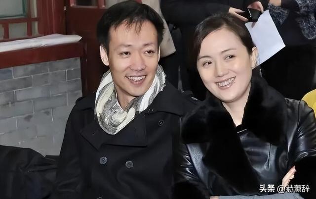 离世仅过去8个月	，52岁辛柏青高调传出喜讯，朱媛媛终于能安心了