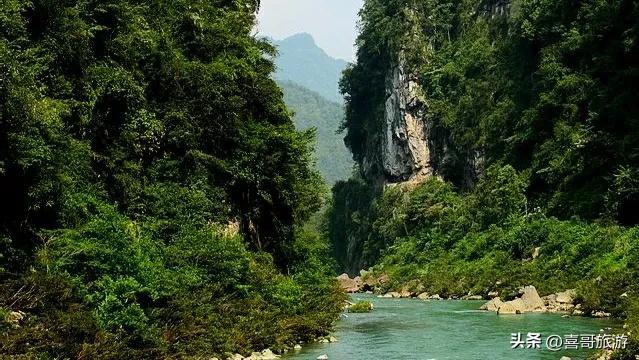 探秘壶瓶山：湖南屋脊上的自然迷宫与四绝奇境