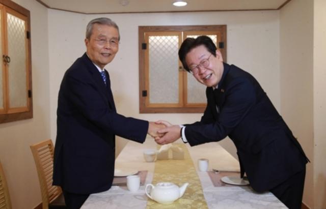 如何看待李在明撇清“亲华”标签