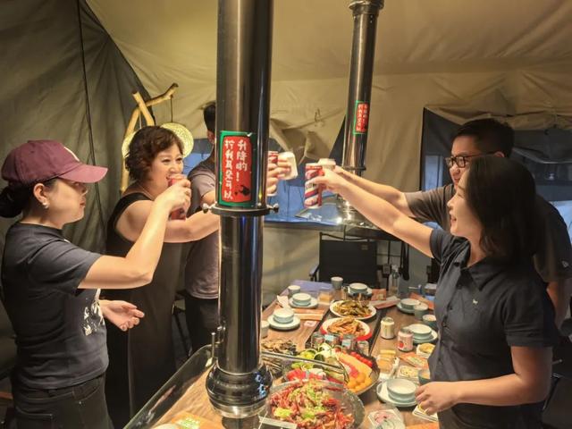 回民区：被星光接住的夜晚 蒙亮星光里的聚会自带滤镜