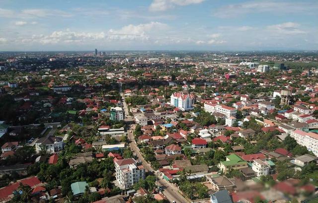 亚洲最穷国，落后中国30年，女性却惊人开放，很多土豪都想去定居