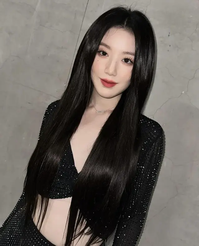 2025免漂发色推荐！15款不用漂也显白的发色图鉴