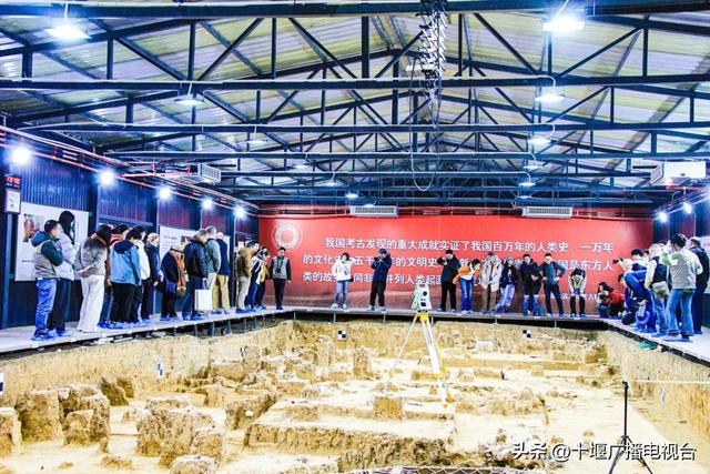 贵州政协报聚焦十堰：为一山而来 为一城停留