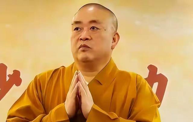 李湘不忍了！公开回应与释永信的真实关系，亲吻照的真相终于大白