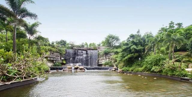 周末2大2小叹“森林秘境”度假地，吃住玩全了，汤泉萌宠…平靓正