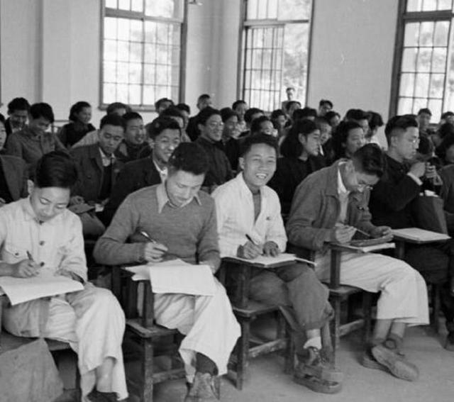 美国发出全球通缉令，逮捕中国芯片科学家陈正坤，现在怎么样了？