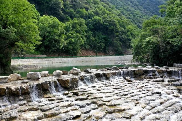 逃离高温，在月亮峡过一场25℃的盛夏!