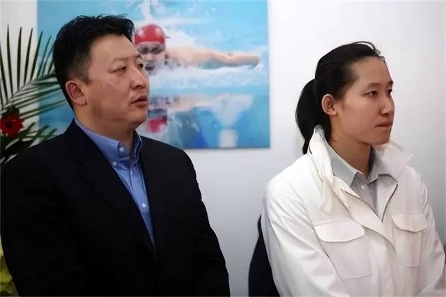 连娶3位徒弟，将奥运冠军变主妇，毁掉队员前途的他能有多离谱