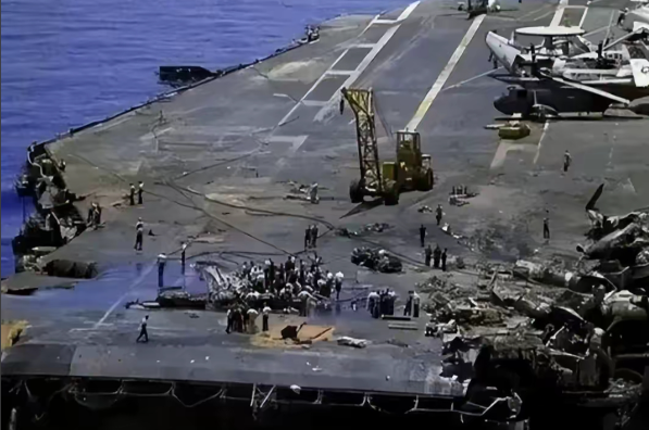 终于不嘴硬了？美媒开始承认：美军最大的敌人浮出水面，不是中俄