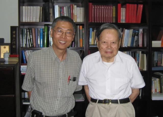 杨振宁弟子：杨振宁创造了新的数学