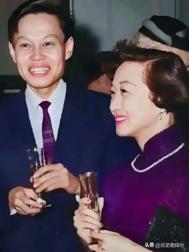 杨振宁发妻杜致礼有多美？1949年在美国的留影，22岁的她气质不凡