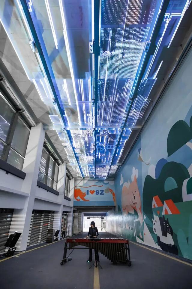 从深业上城到莲花山，这段路绝了！