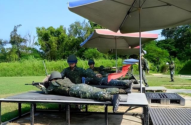 不接受一国两制？20万岛内的武装放下武器，明确台湾的最终结局？