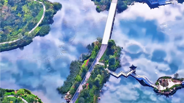 龙马湖“天空之境”！比茶卡盐湖还美~