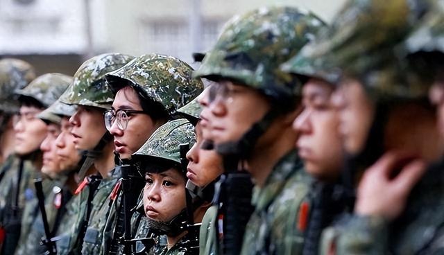 不接受一国两制？20万岛内的武装放下武器，明确台湾的最终结局？