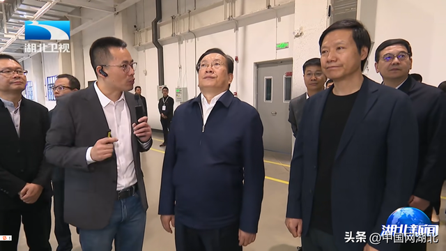 走进小米工厂，王忠林与雷军交流