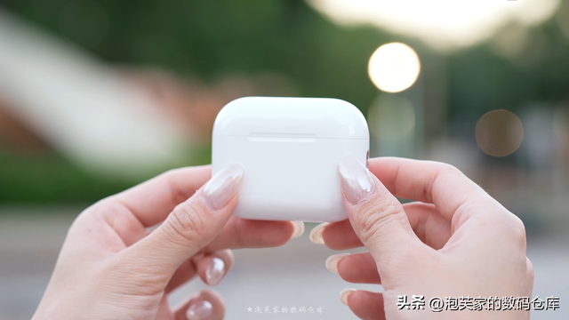 降噪更强 AirPods Pro3体验 国产耳机有一个能打的吗？