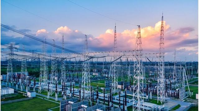 中国全面停止进口俄电力	，25年合同失效，普京淡定做出“神预言”