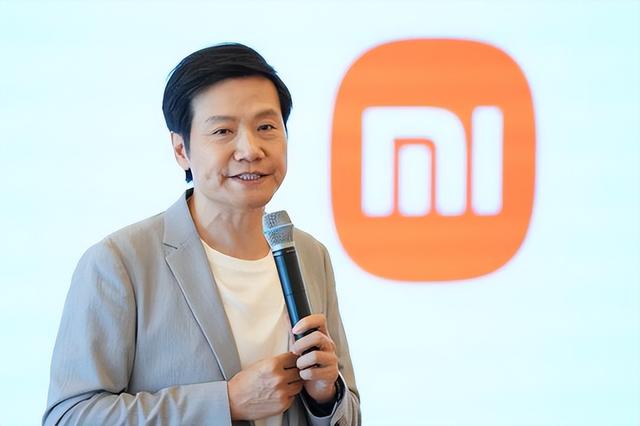 雷军在聂卫平葬礼上的一个特殊举动，实现口碑暴涨