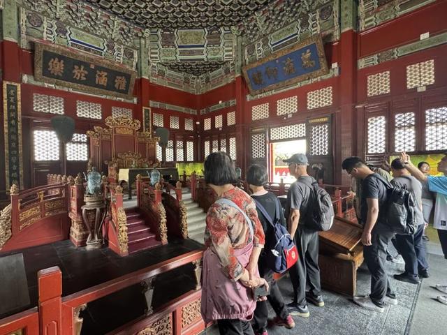 胡同不一“Young” | 国子监街：左庙右学，京师首善