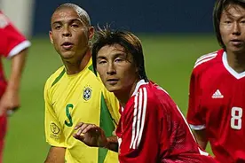 李玮锋谈大罗：腿很粗，赛前觉得也就那样，结果拉都拉不住！图片