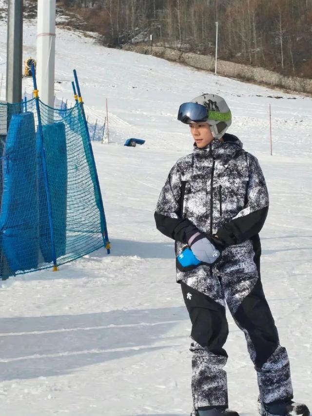 陈伟霆空降长白山，速来get同款滑雪场！
