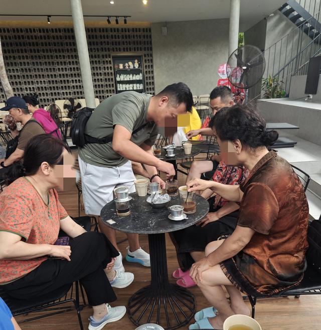 越南胡美芽之游第三天：游美奈白沙滩红沙滩，下午芽庄品猫屎咖啡