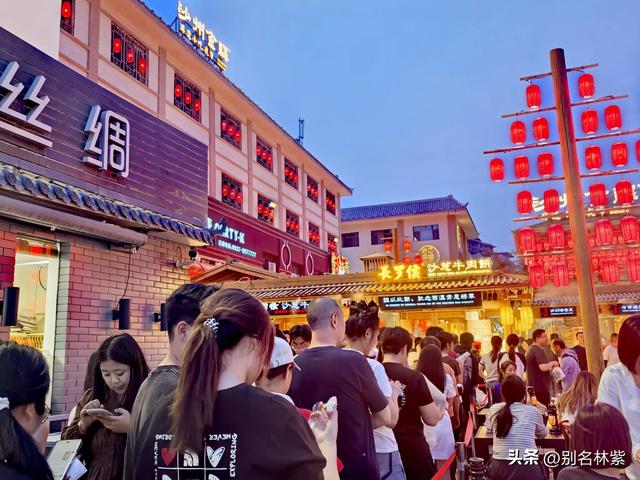 河西走廊自由行（10），说说我的旅行搭子和敦煌的住宿