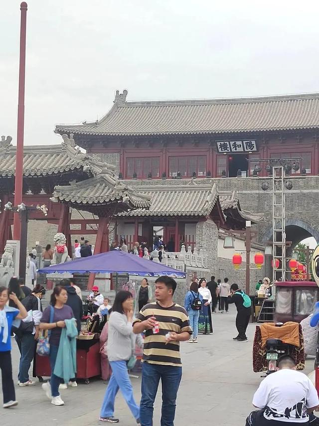 我是上海人，刚从河北正定回来，实在忍不住想说：对正定5点印象